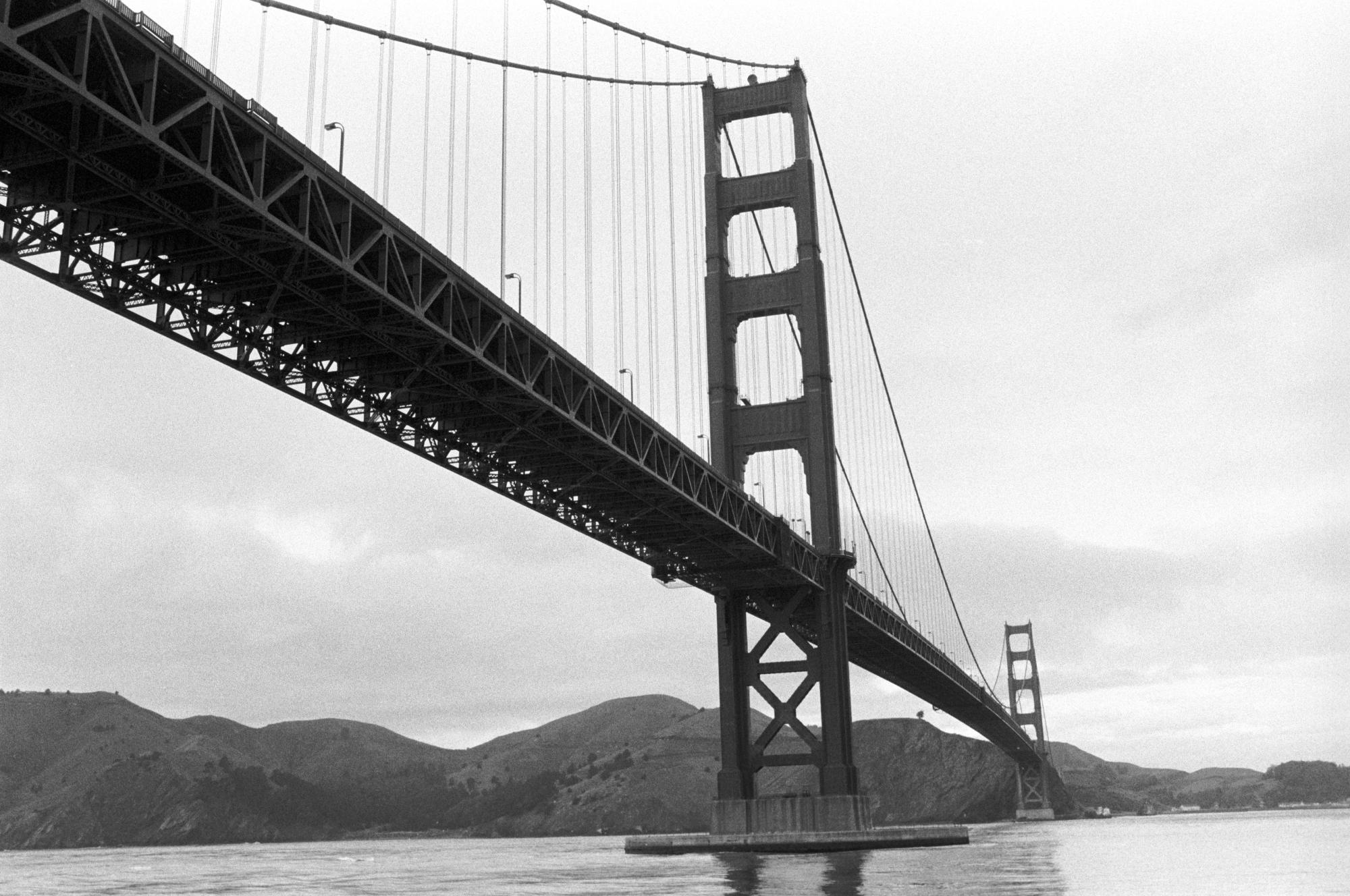California (Black & White) - Golden Gate #5
