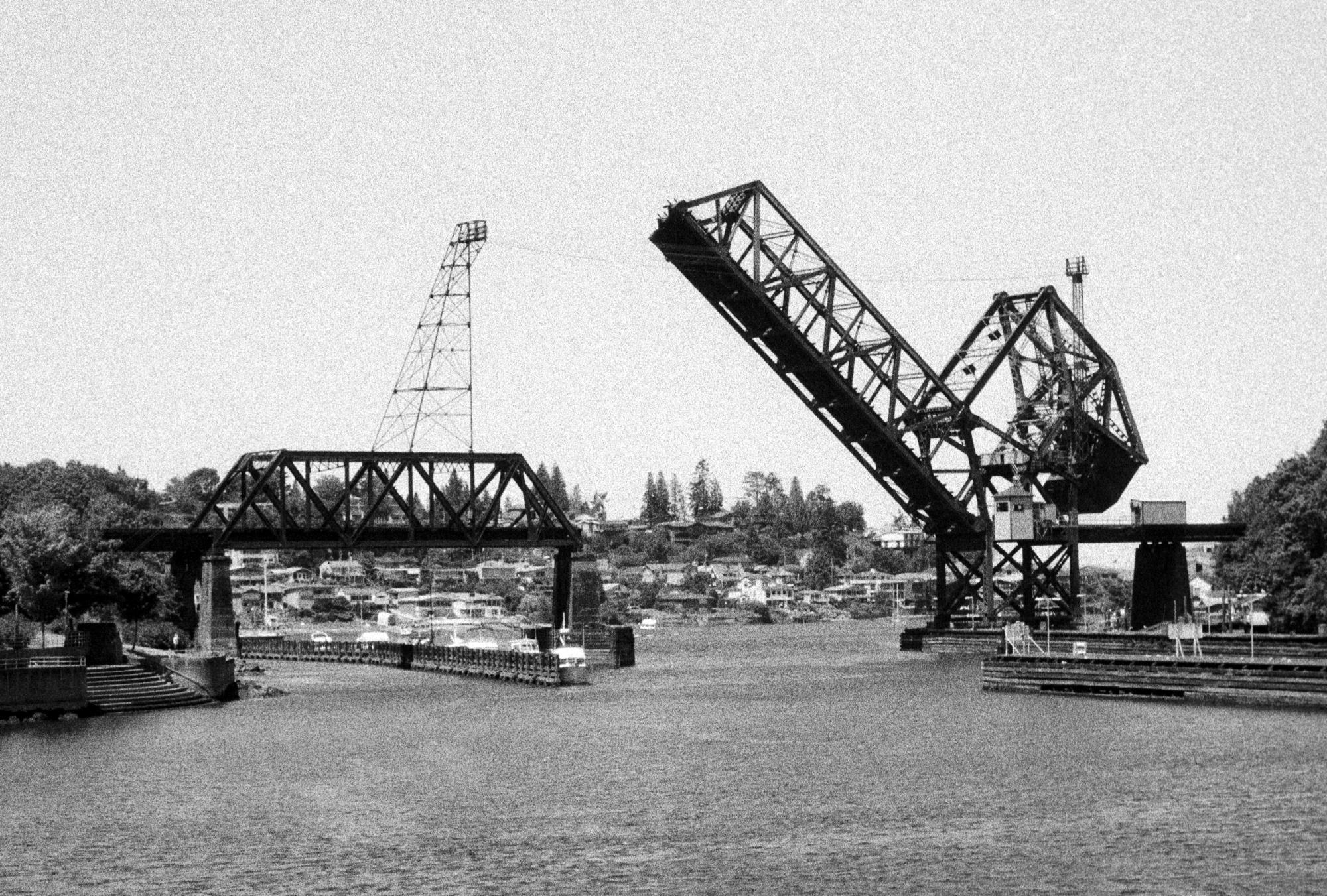 Seattle (Black & White) - Locks Train Bridge #2