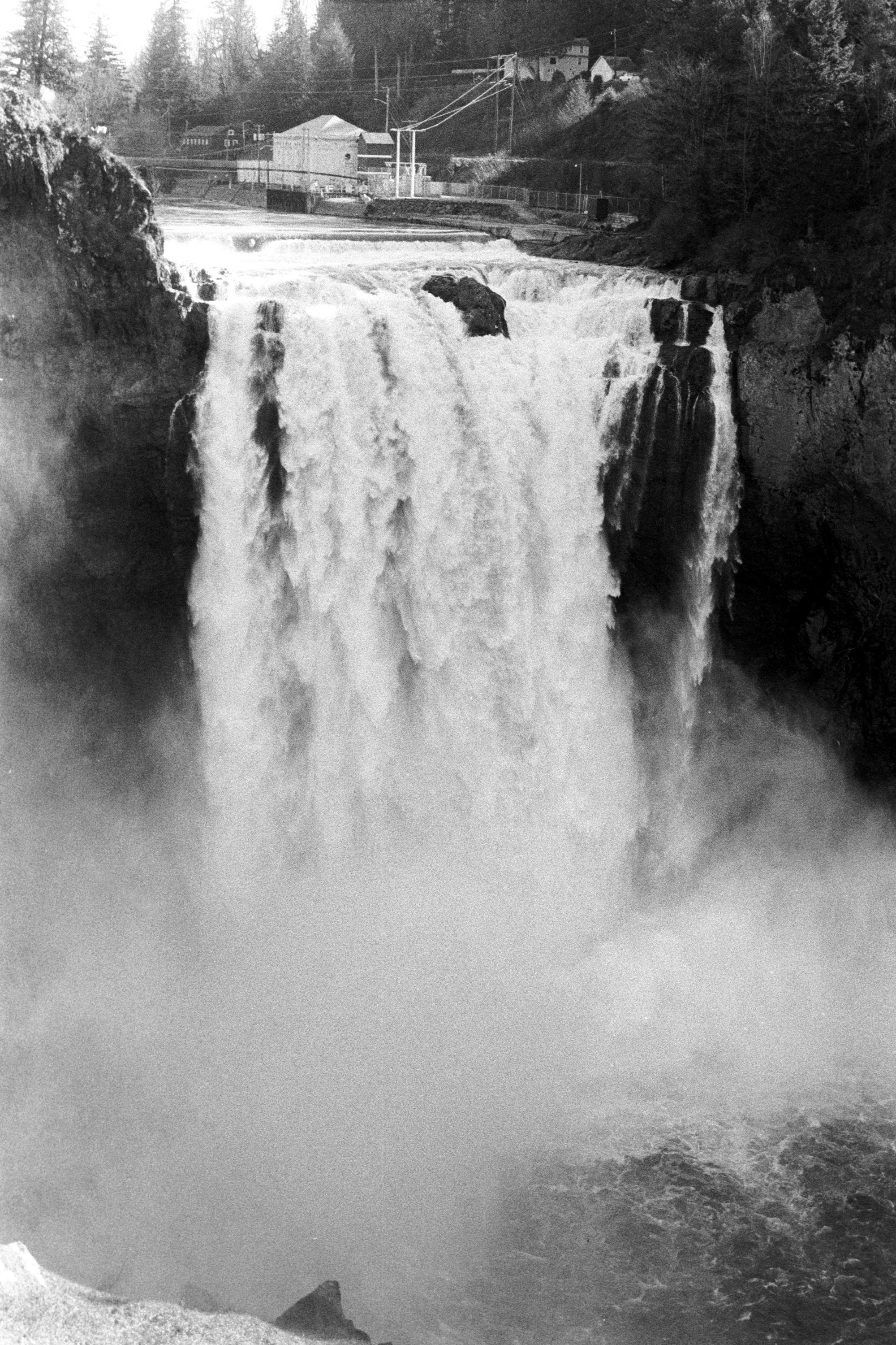 Washington State (Black & White) - Snoqualmie Falls #1