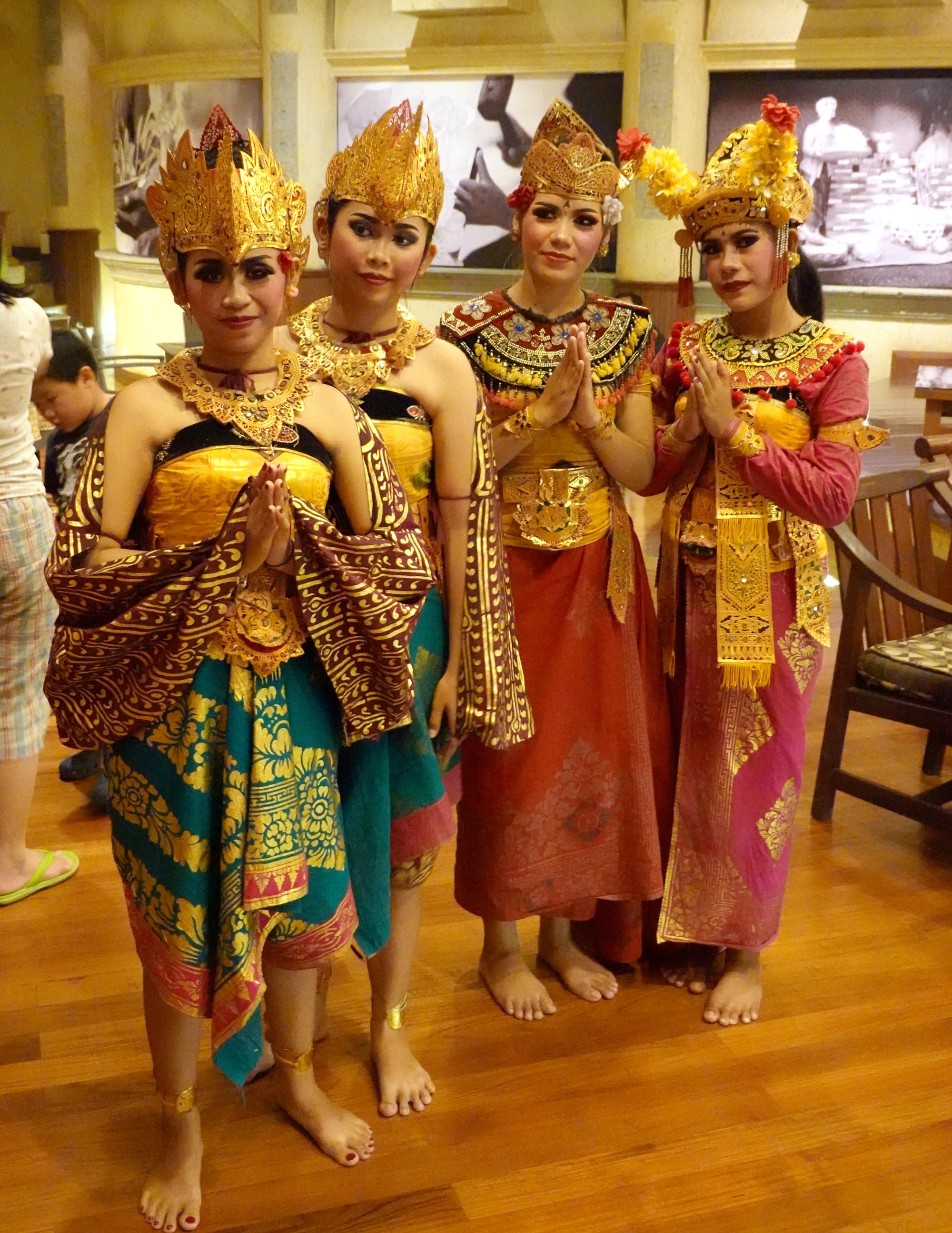 Bali - Balinese Dancers