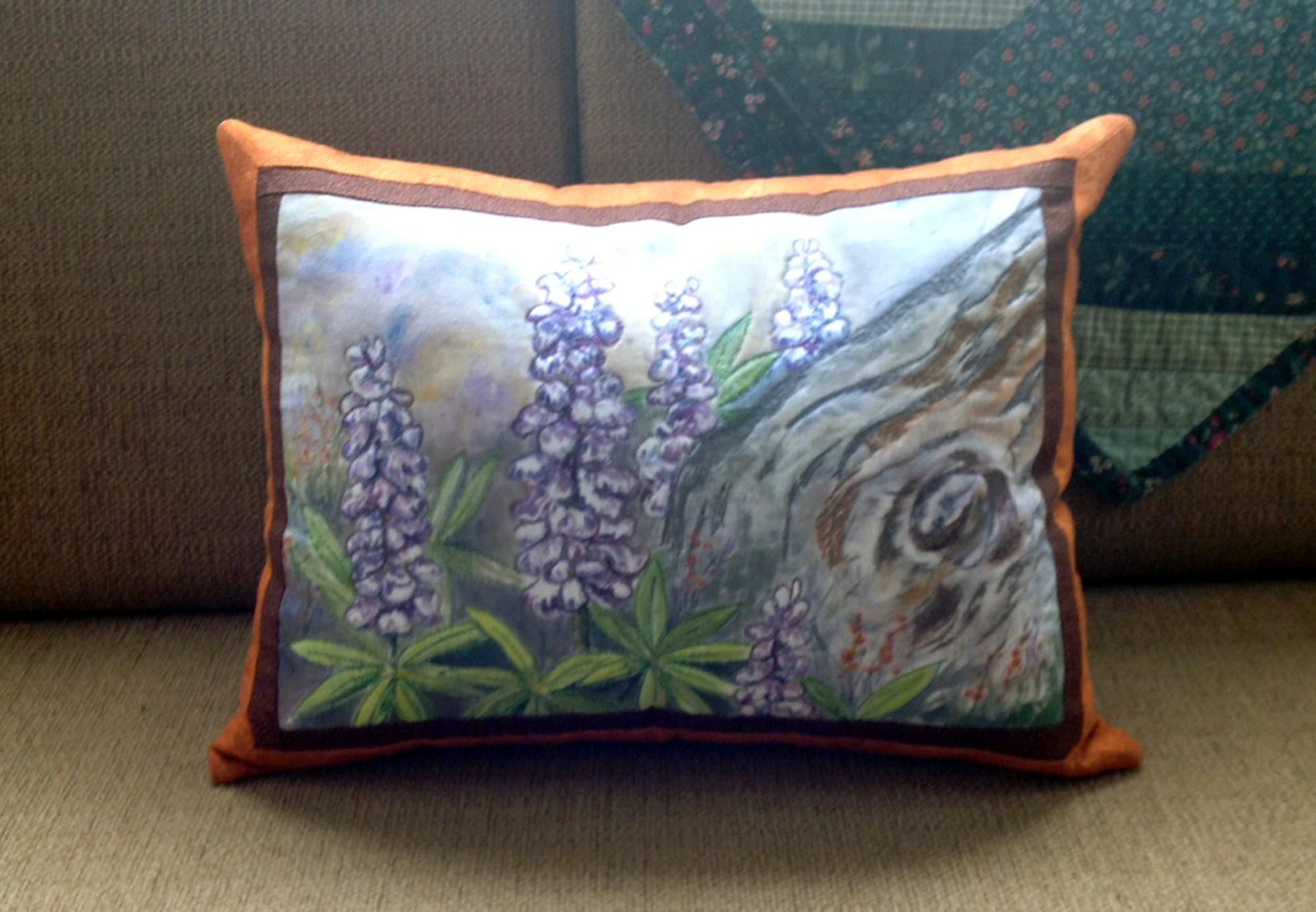 Barbaras Crafts - Lupine Pillow