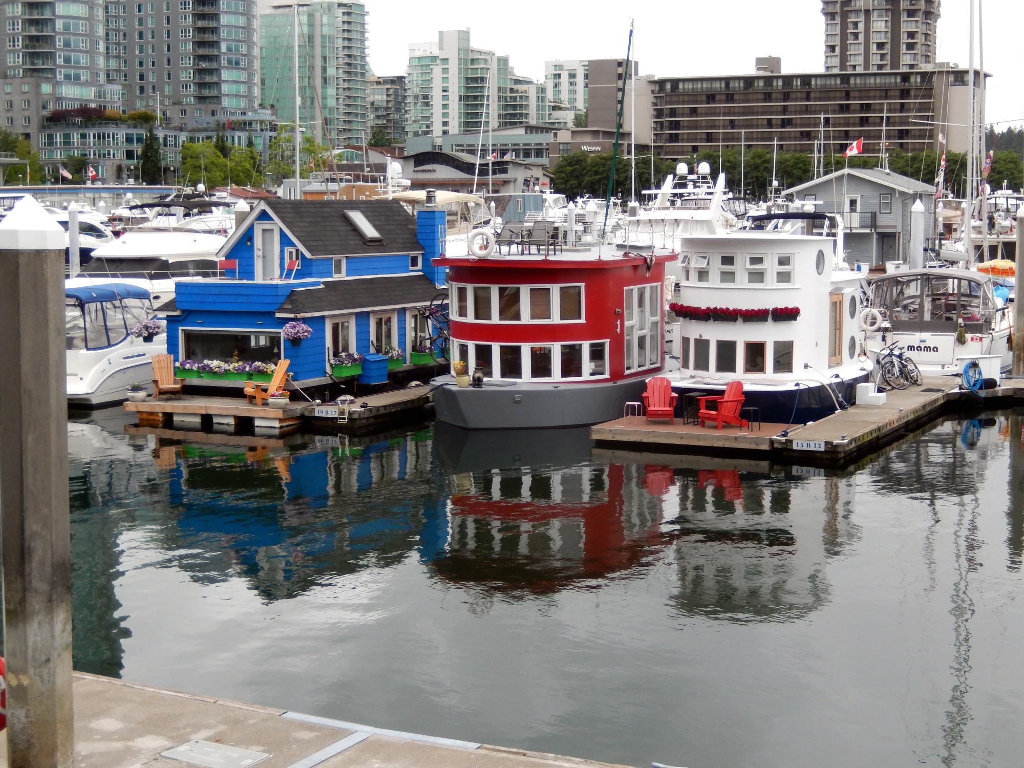 Canada - House Boats