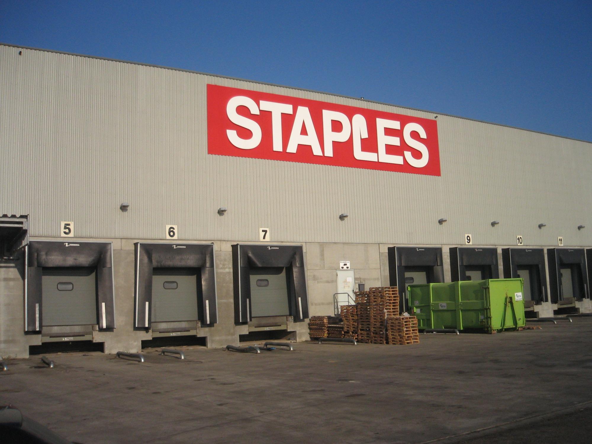 Staples Distribution Center - DC #01