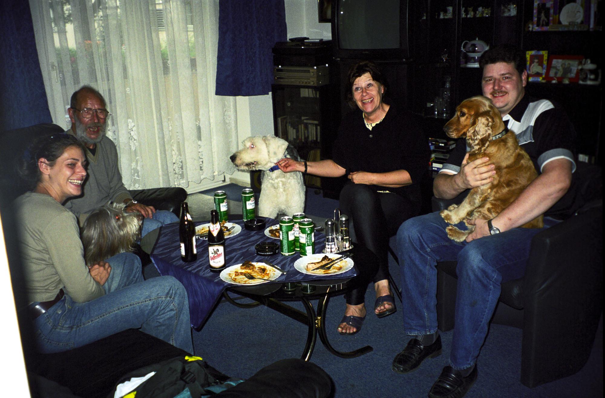Dresden (2002) - Susanne And Friends