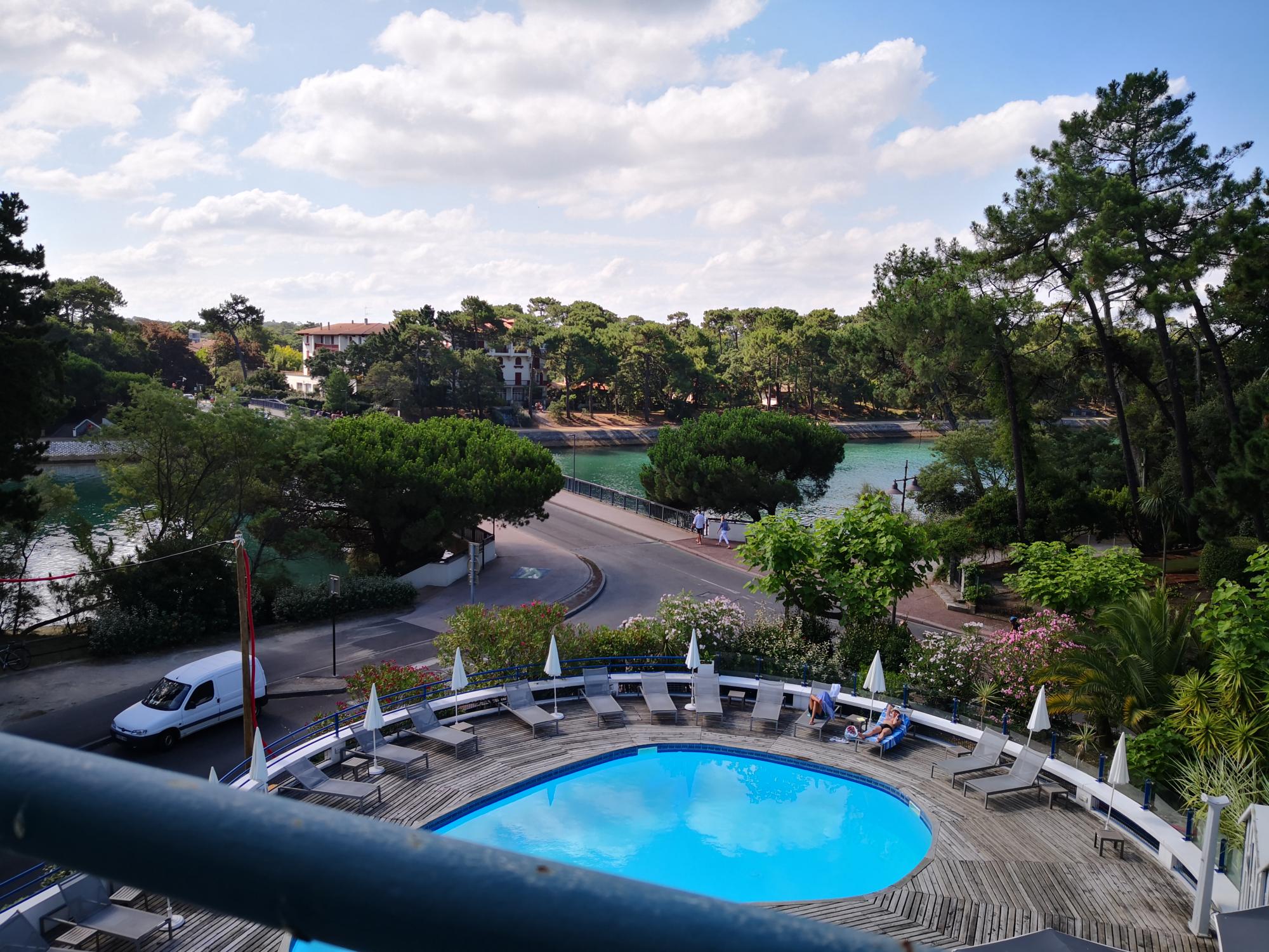 France - Pool View
