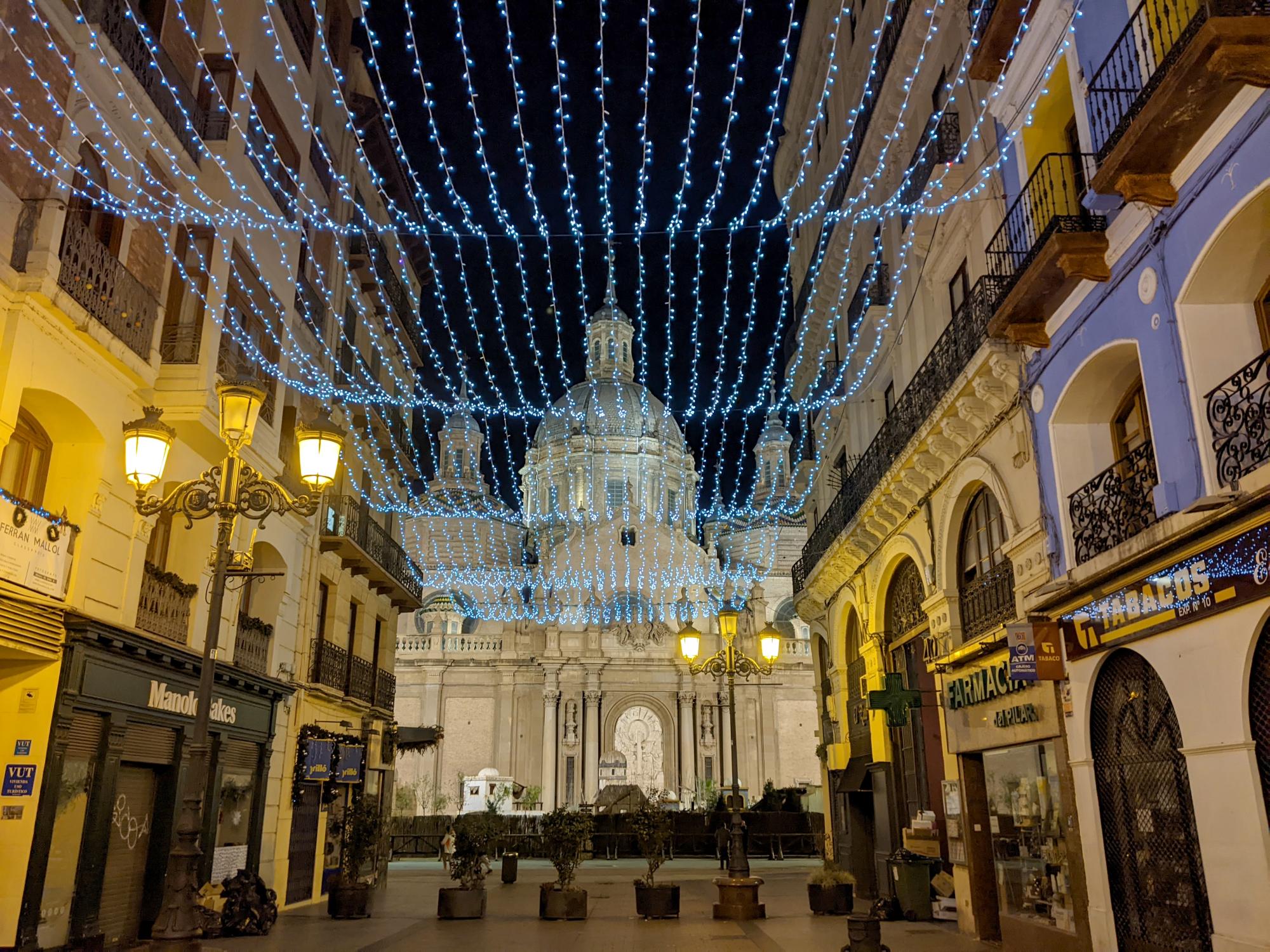 Aragon - Christmas Lights