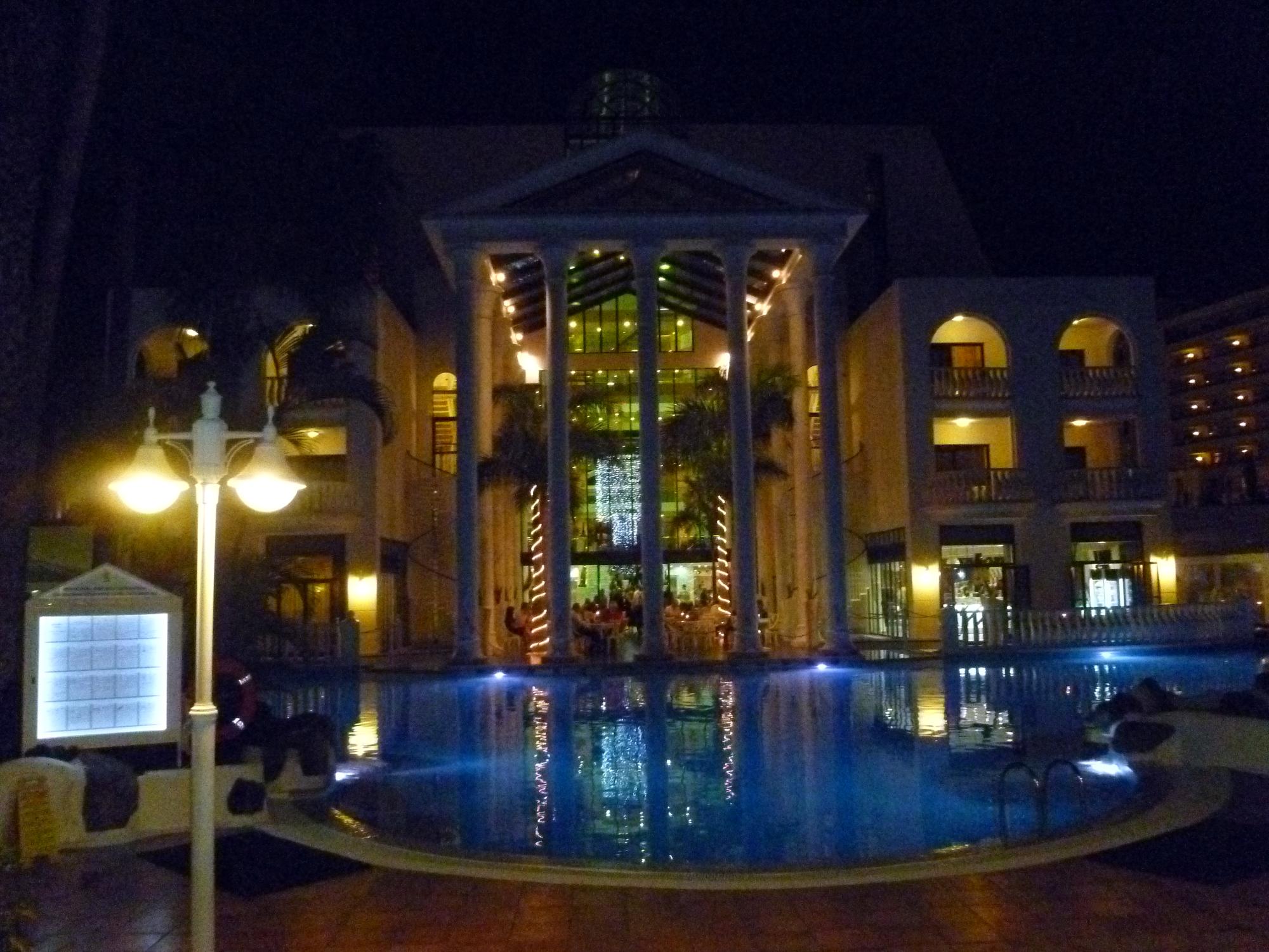  Canary Islands - Night Pool
