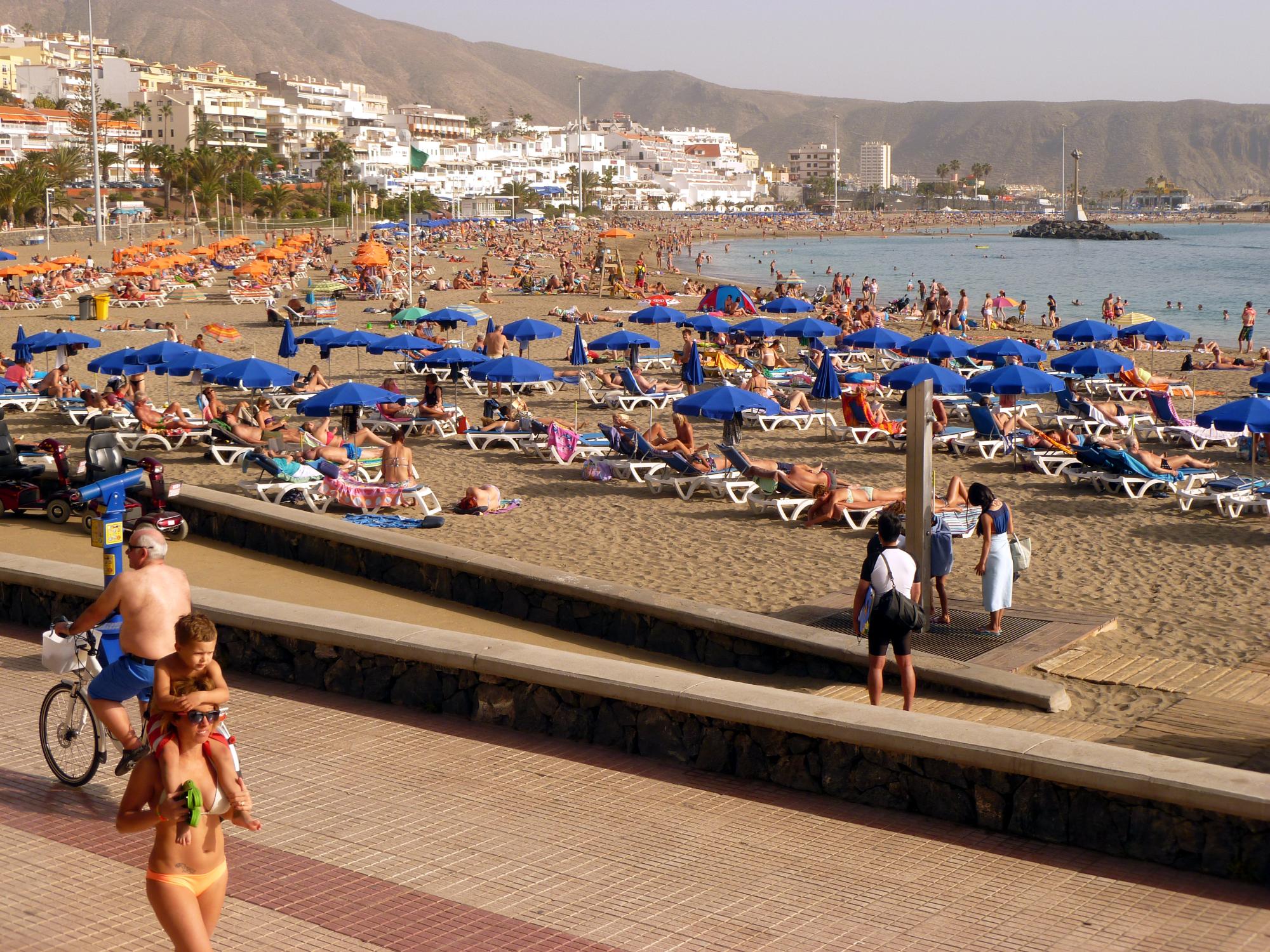  Canary Islands - Promenade