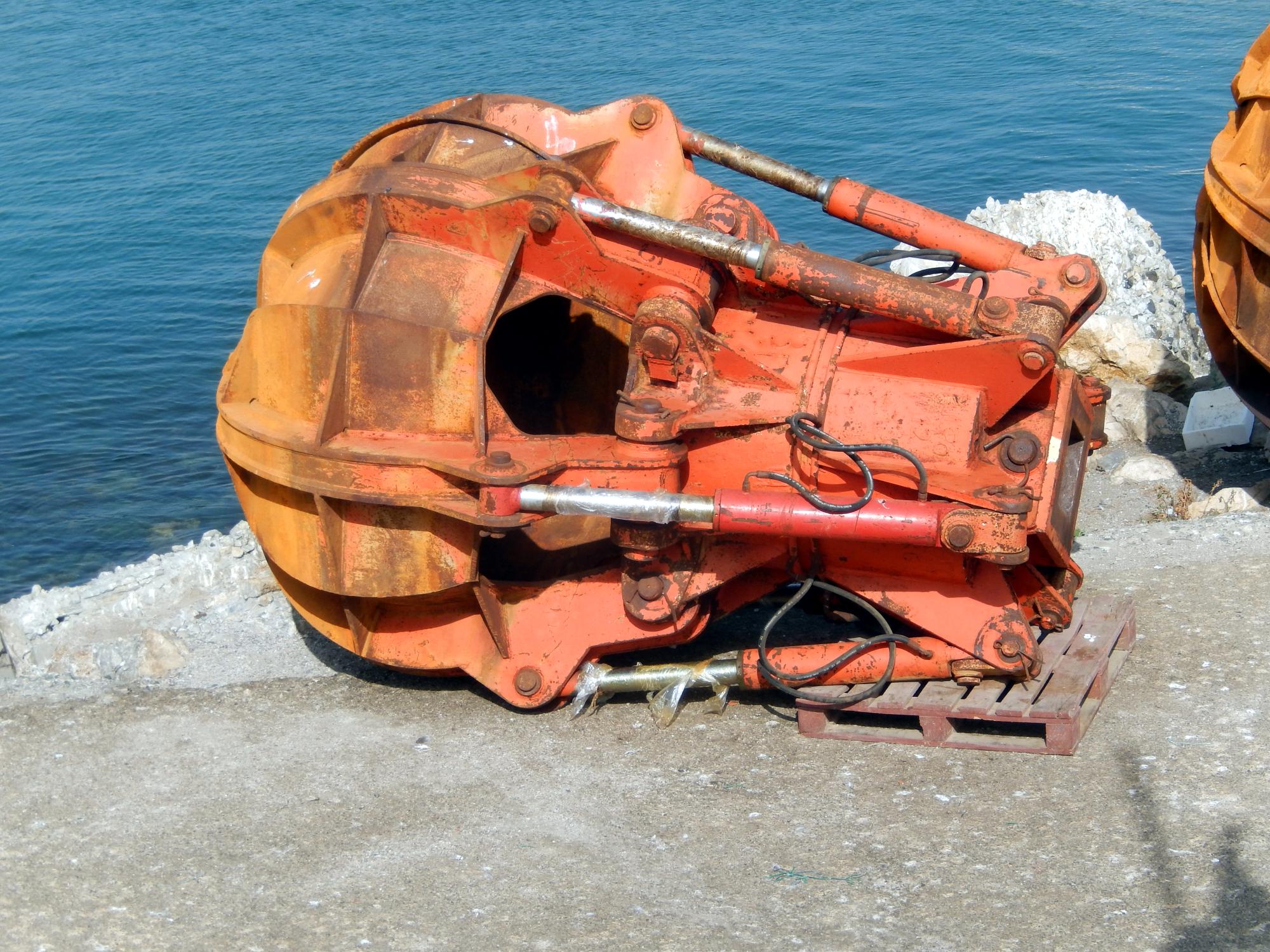Costa del Sol - Dredging Digger