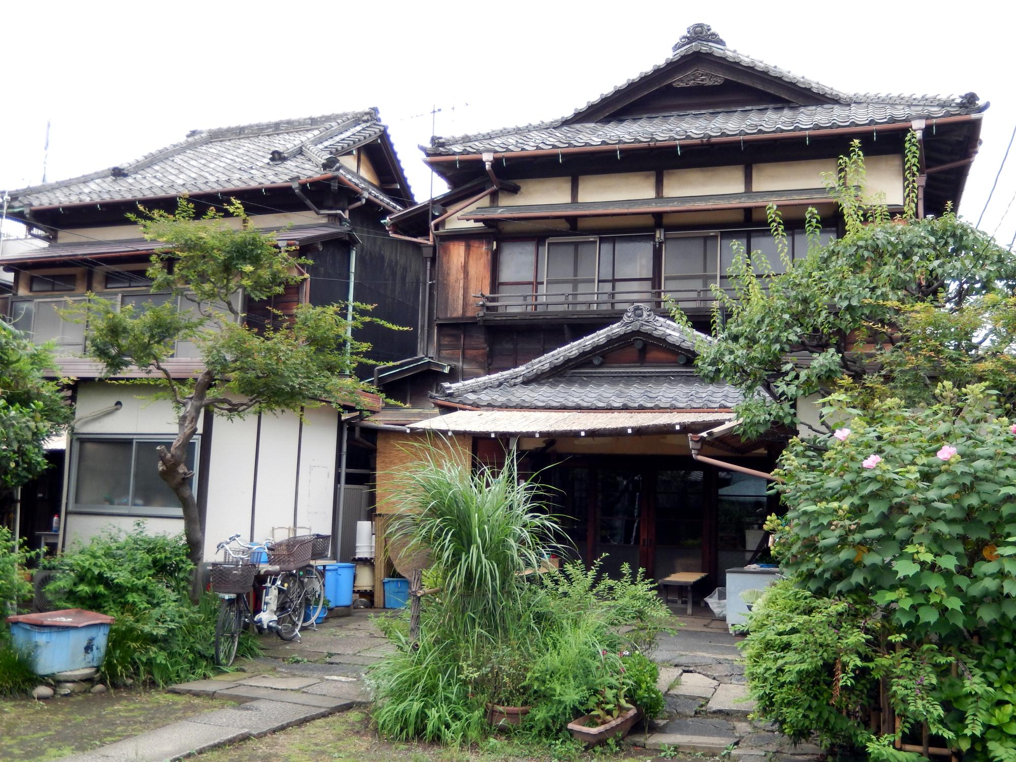 Tokyo (2016) - Older House