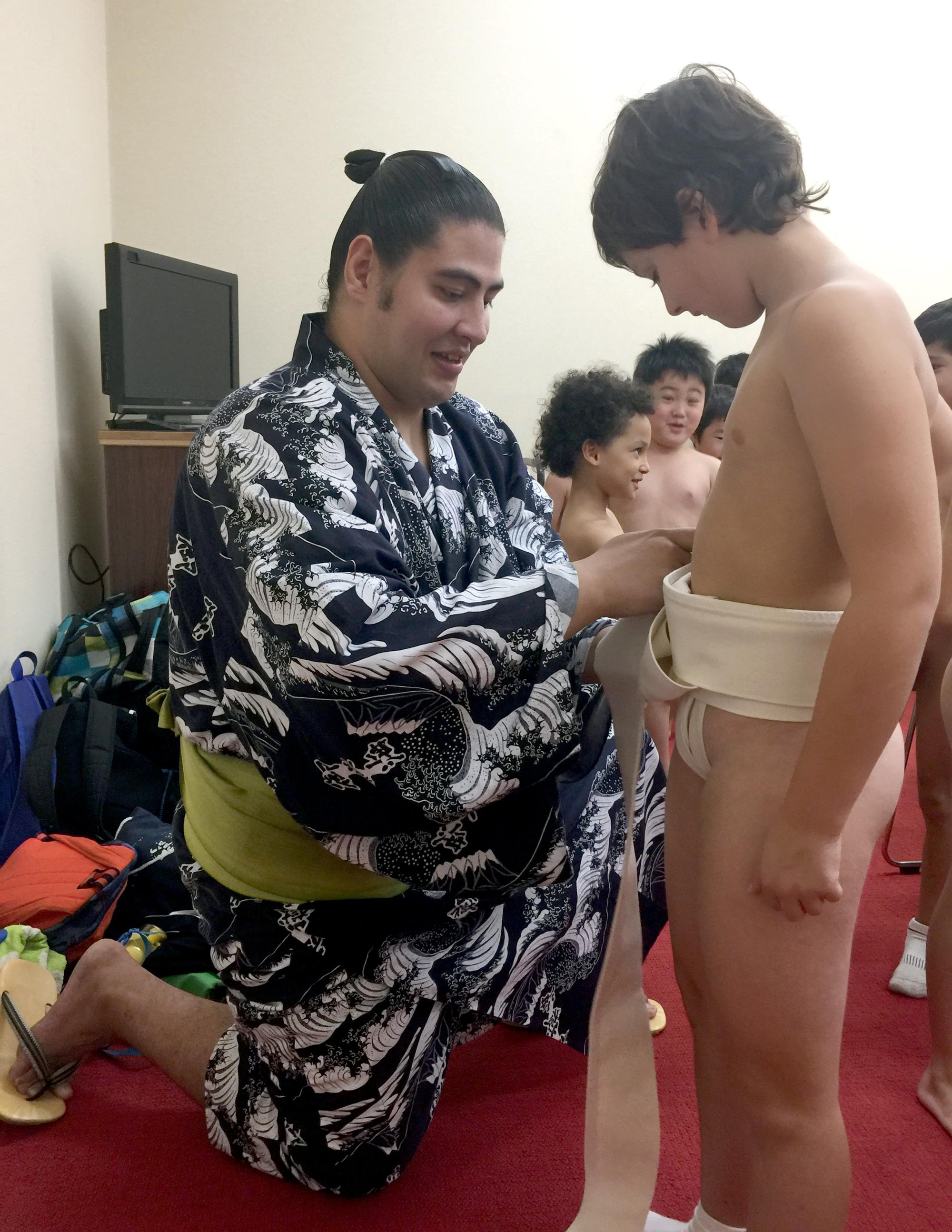 United School of Tokyo (2015-2017) - Sumo Preparation #2