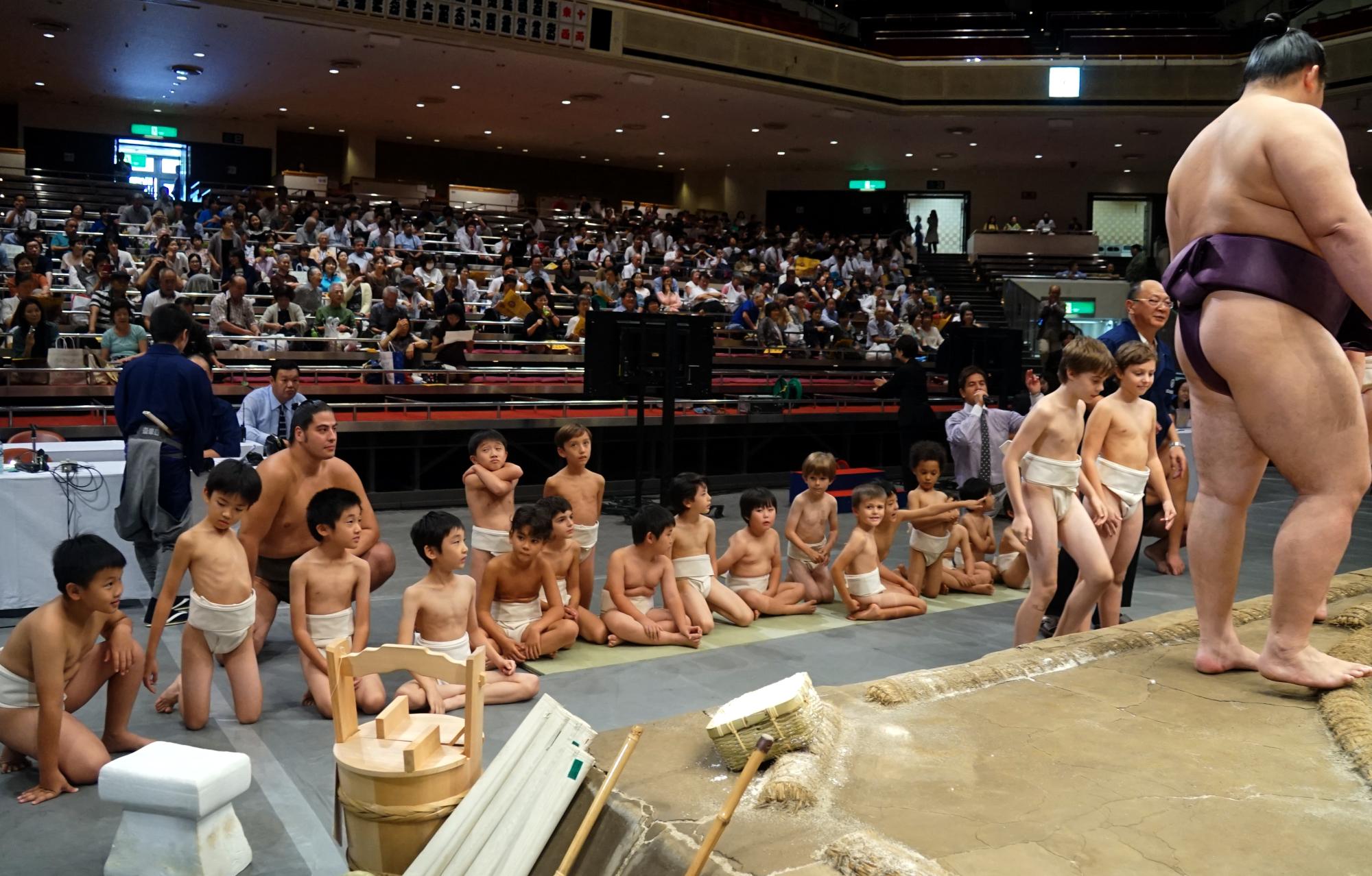 United School of Tokyo (2015-2017) - Sumo Wrestling #02