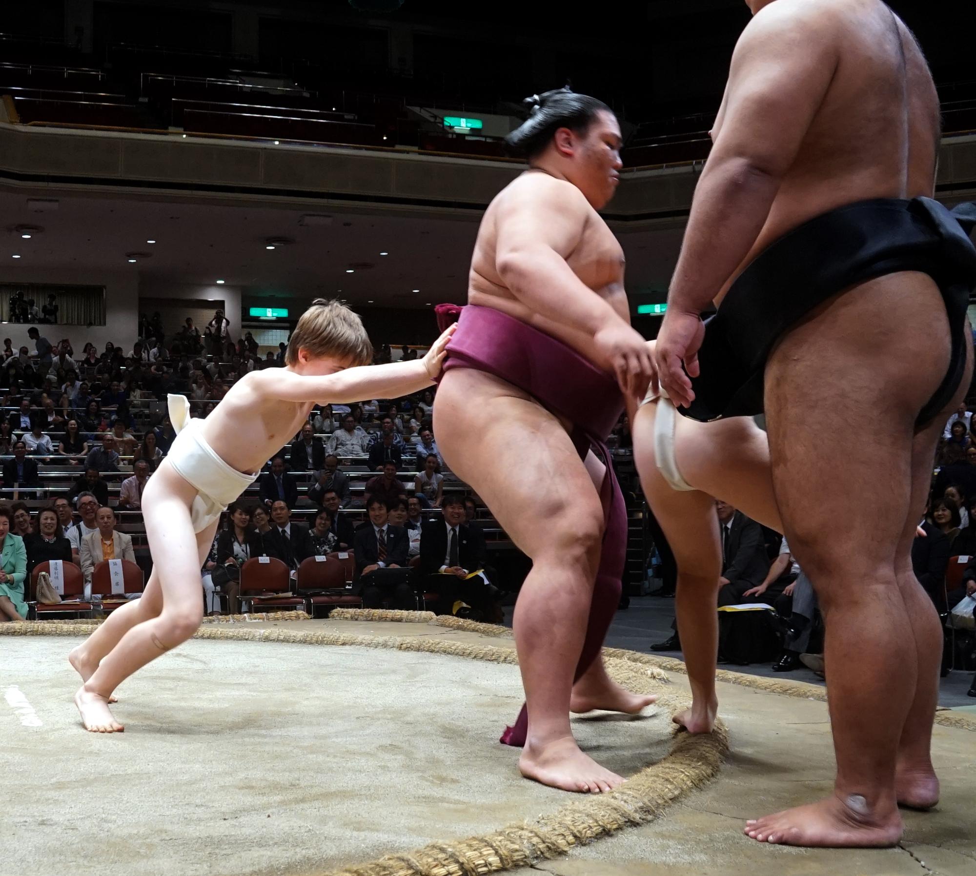 United School of Tokyo (2015-2017) - Sumo Wrestling #10
