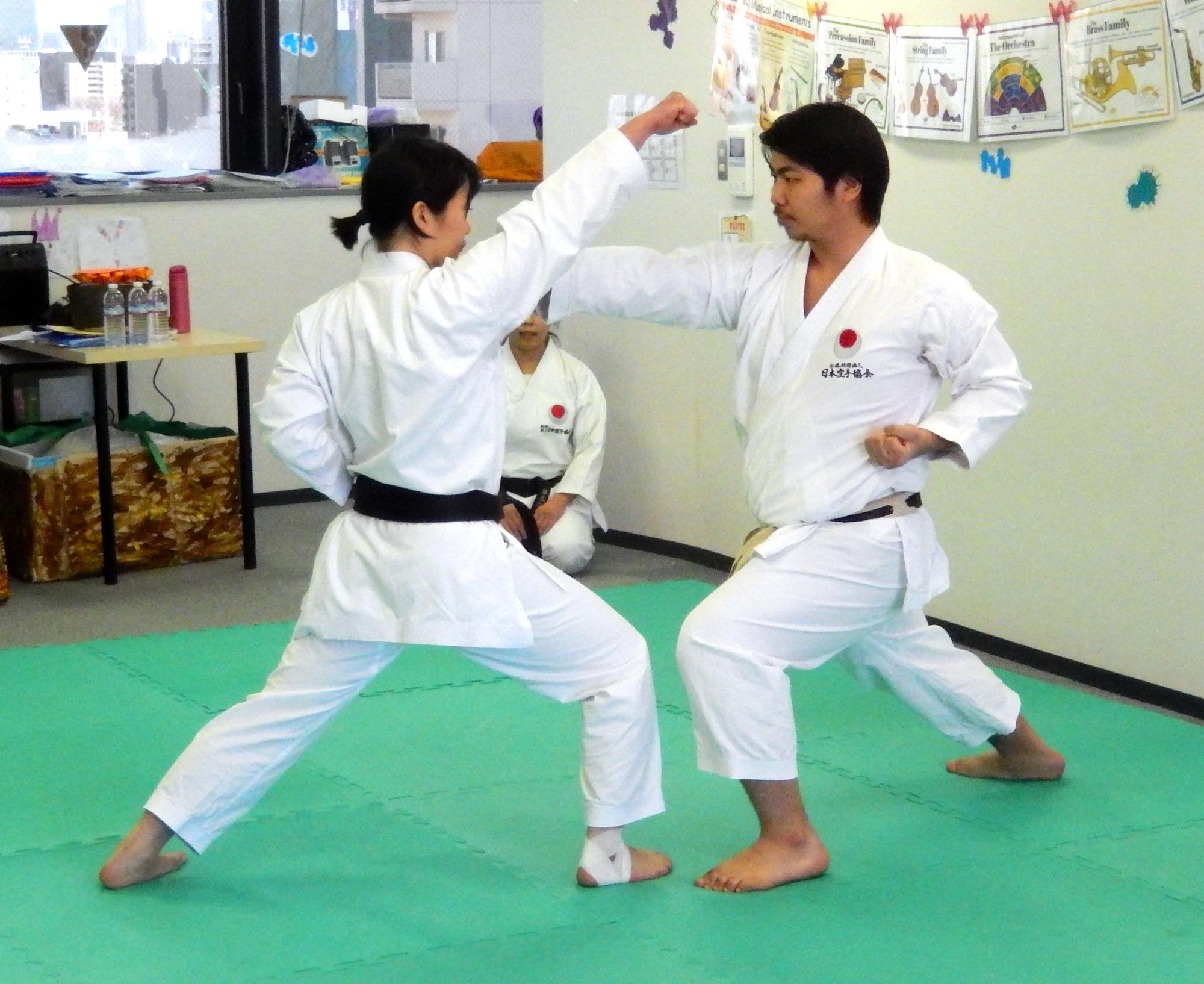 United School of Tokyo (2015-2017) - Karate Demo #09