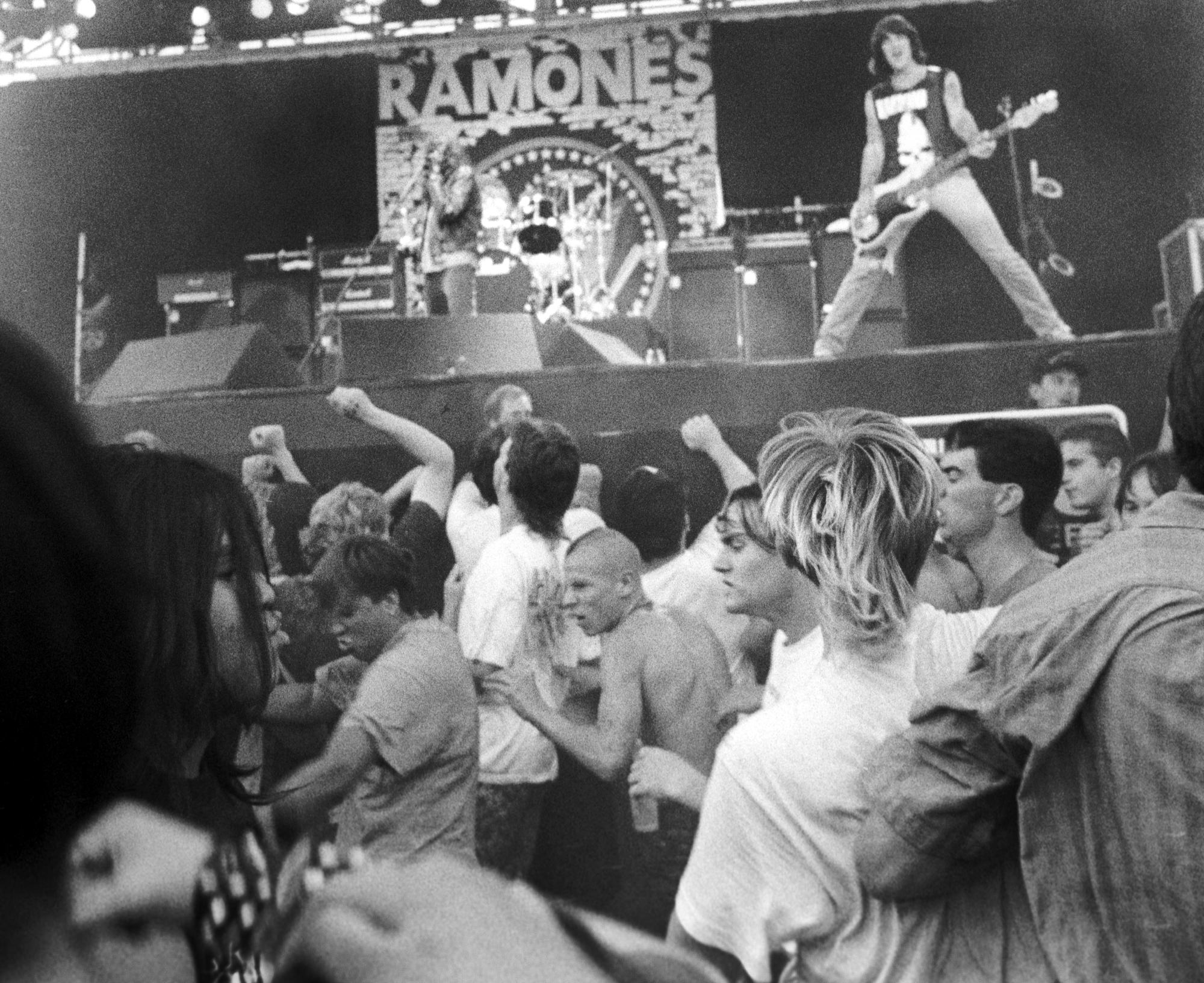 Live Shots - Ramones Pit #2