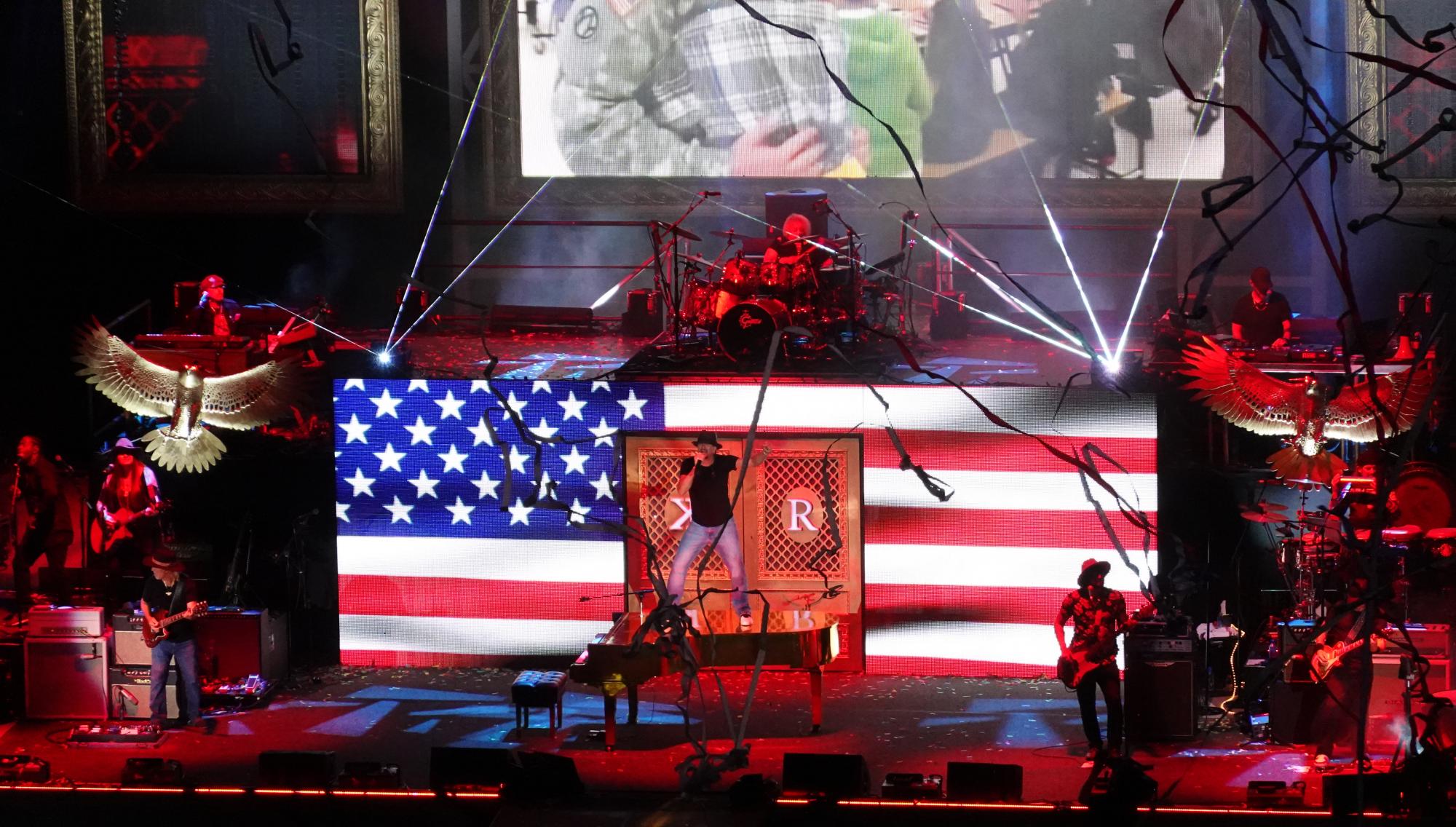 Live Shots - Kid Rock #2