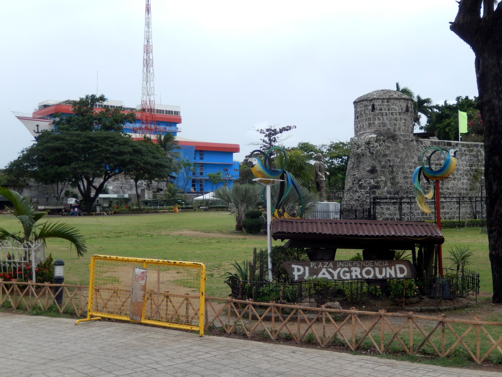 Cebu (2017) - Plaza Playground