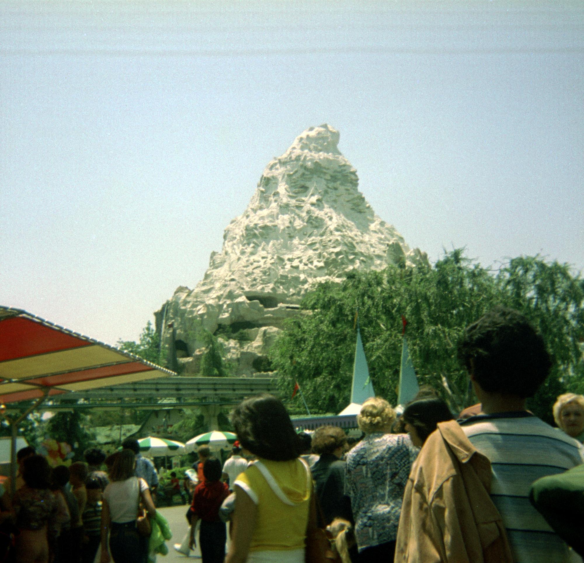 Disneyland - Matterhorn #1
