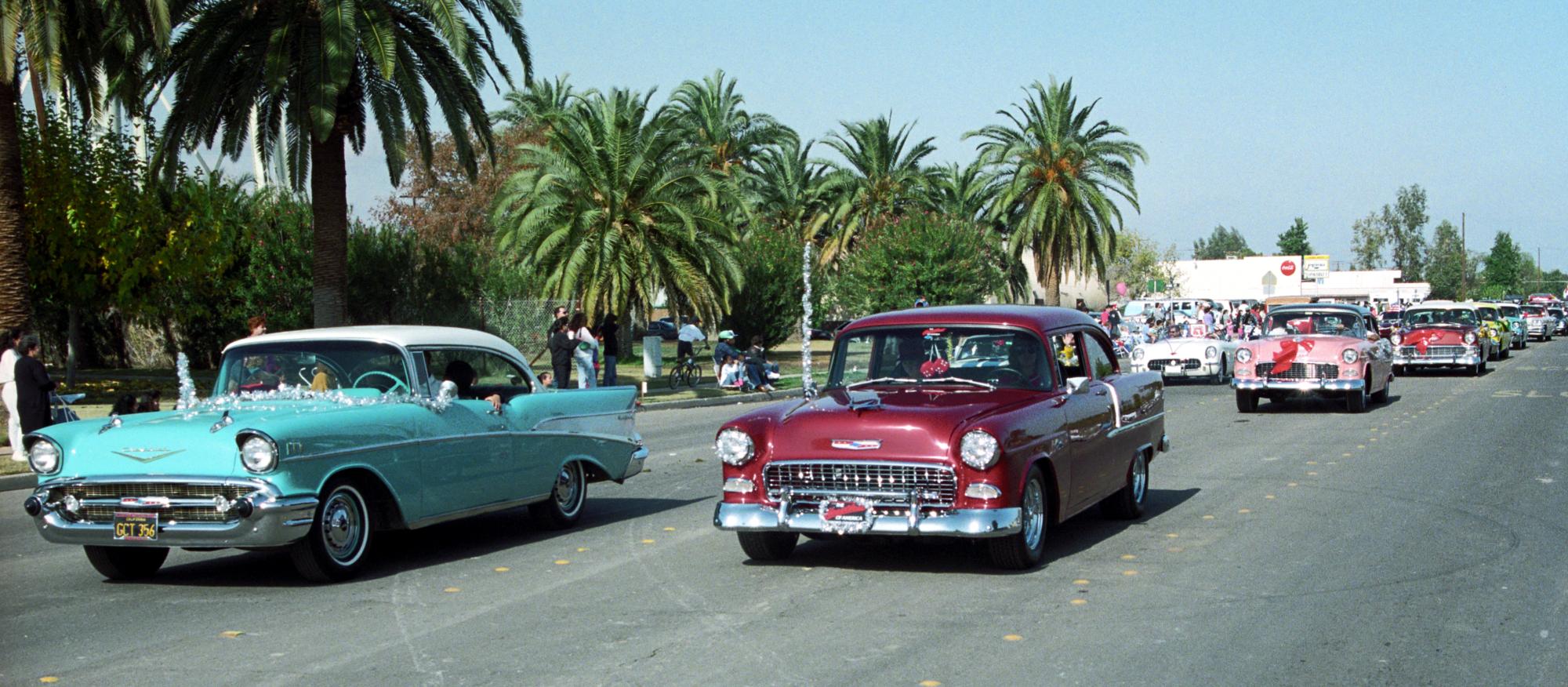 Imperial Valley Press (1992) - El Centro Christmas Parade #02