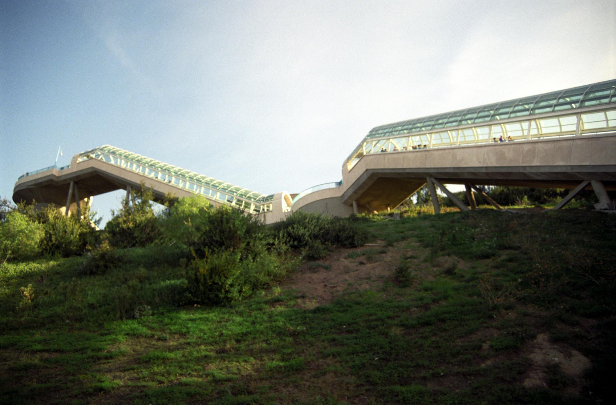 California (1992-2014) - Observation Deck