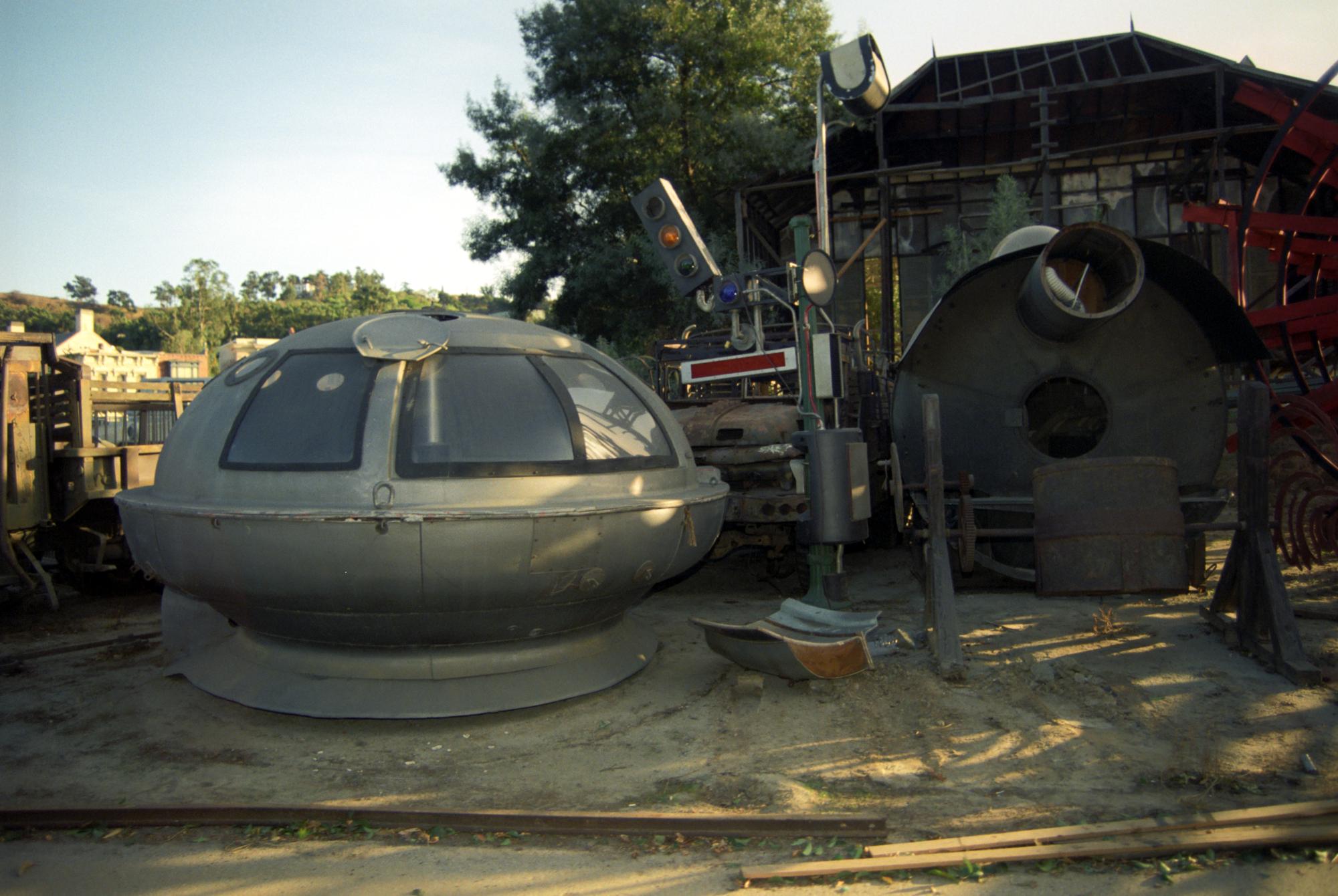 California (1992-2014) - Spaceship