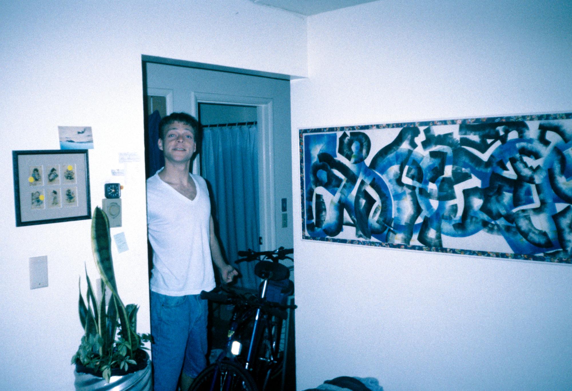 Seattle (1994) - Charlie At Home
