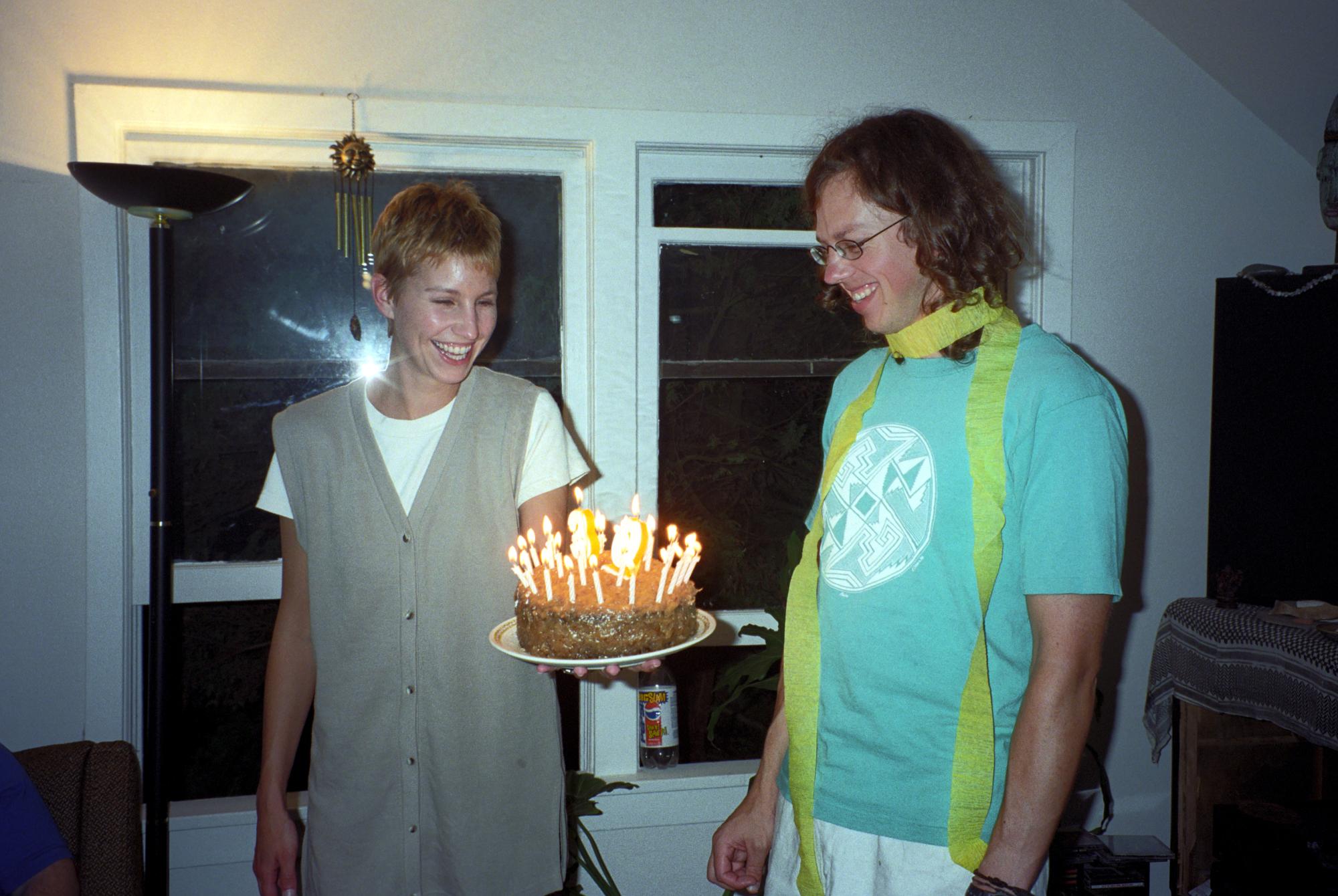 Seattle (1995) - Birthday Cake