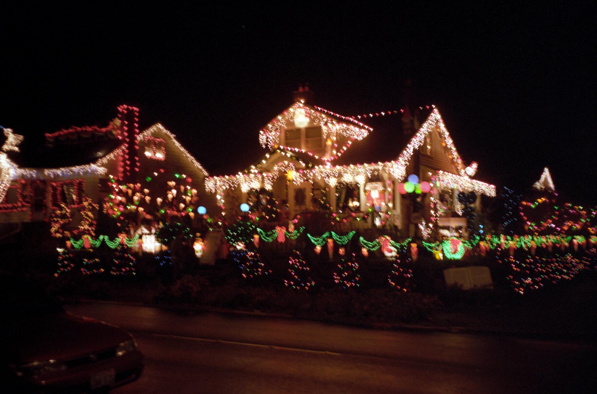Seattle (2000) - House Christmas Lights #2