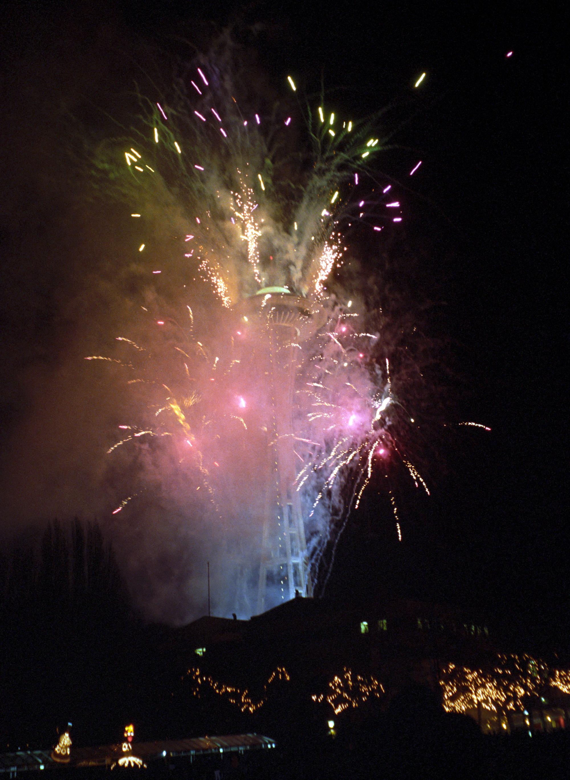 Seattle (2000) - Space Needle Fireworks #2