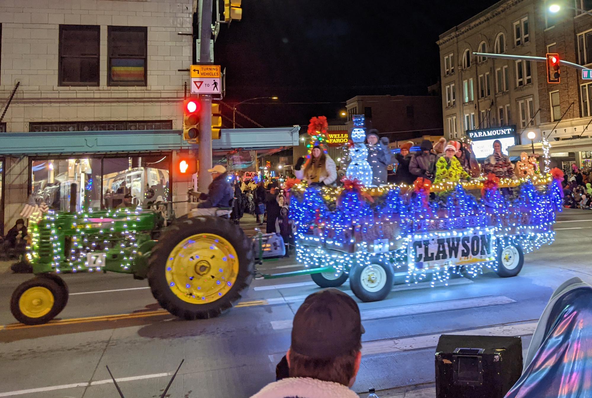 Cheyenne (2018-2021) - CHY Xmas Parade #02