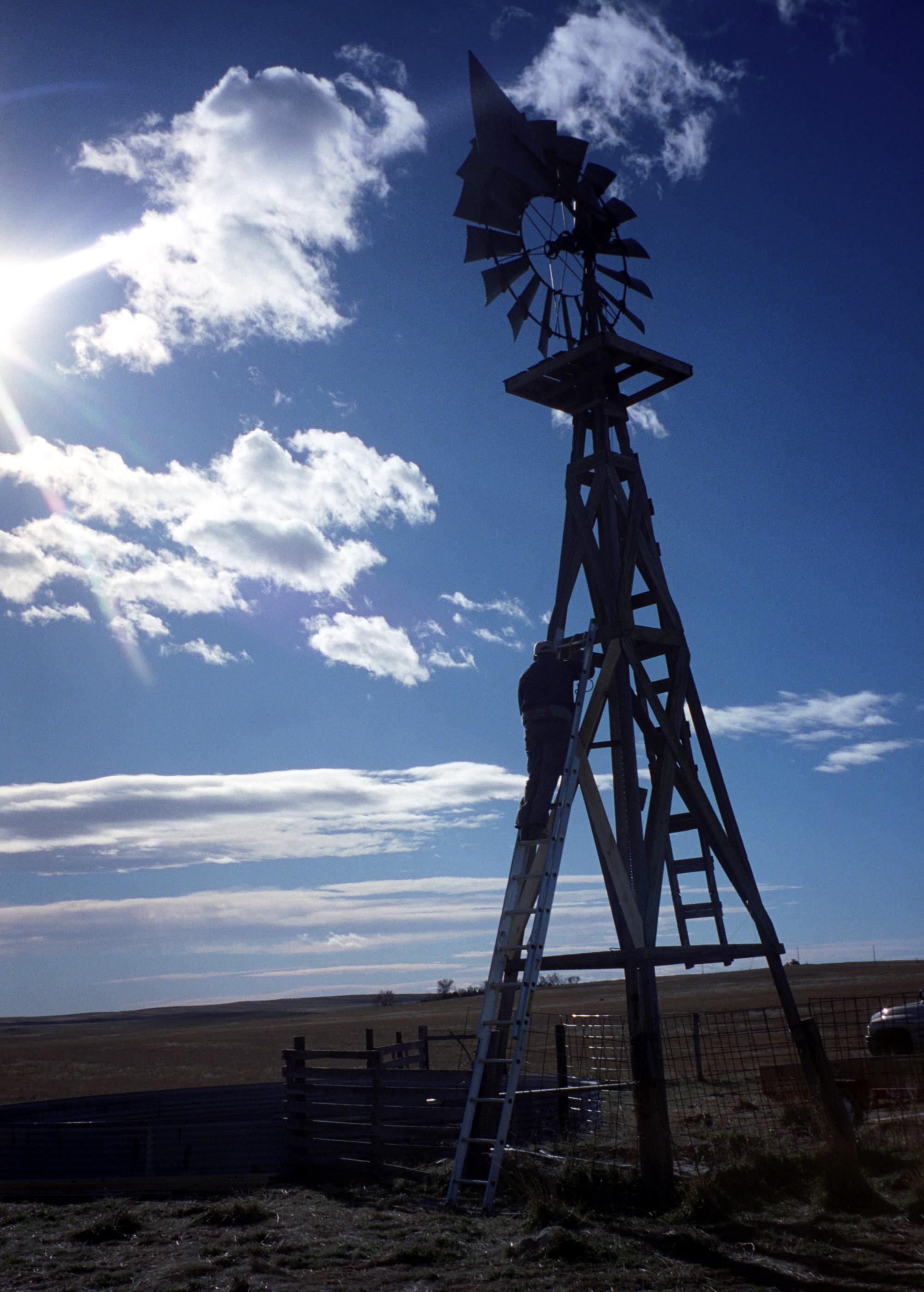 Holiday Ranch (1999-2004) - Windmill Maintenance