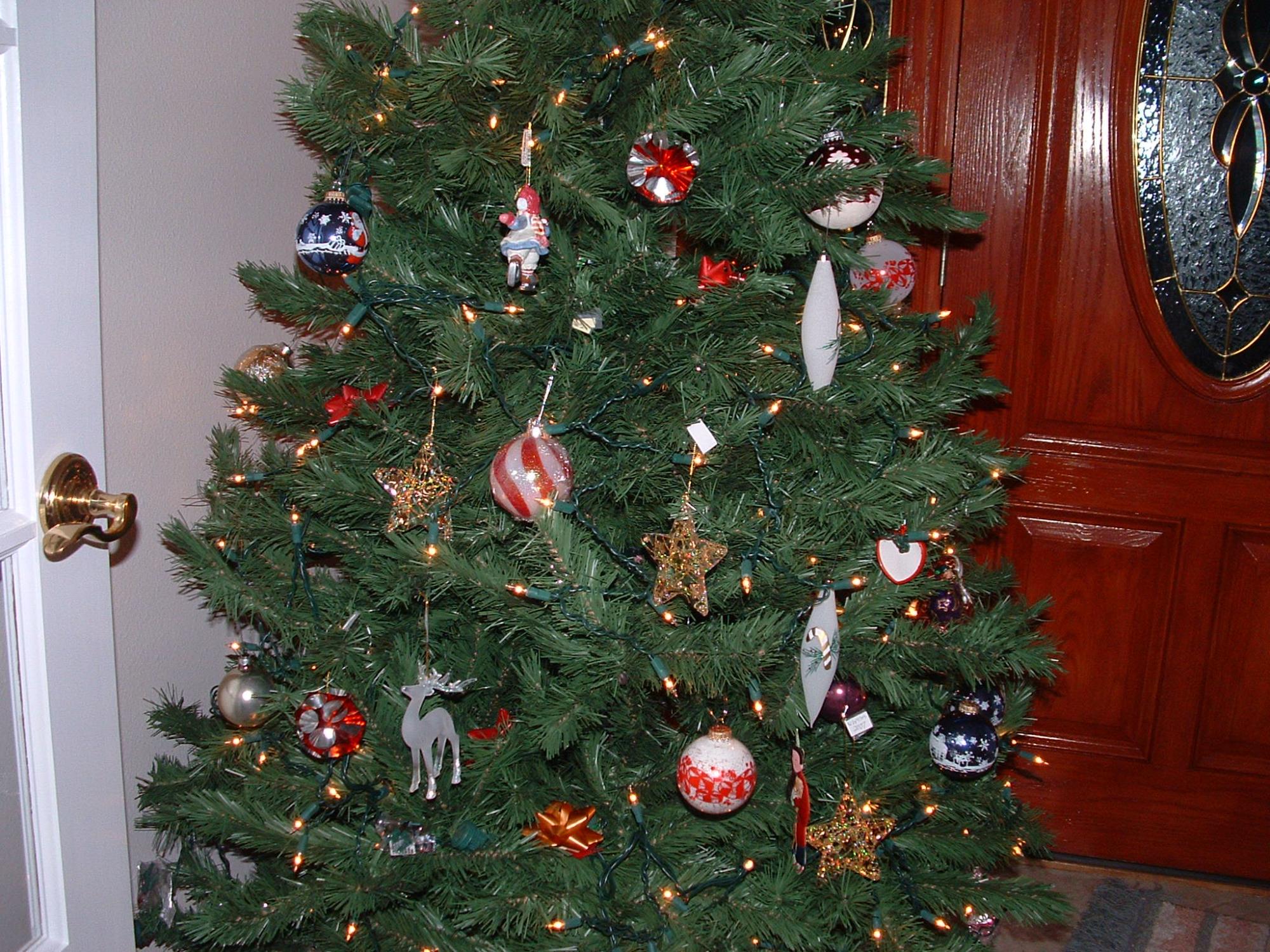 Holiday Ranch (2005-2009) - Christmas Tree