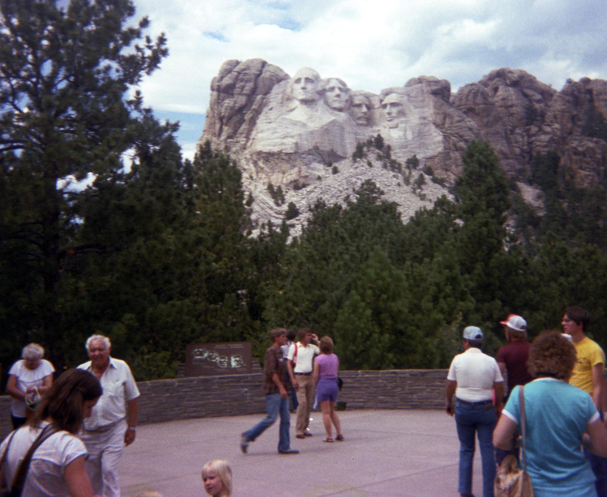 Western US (126 Film) - Mt Rushmore