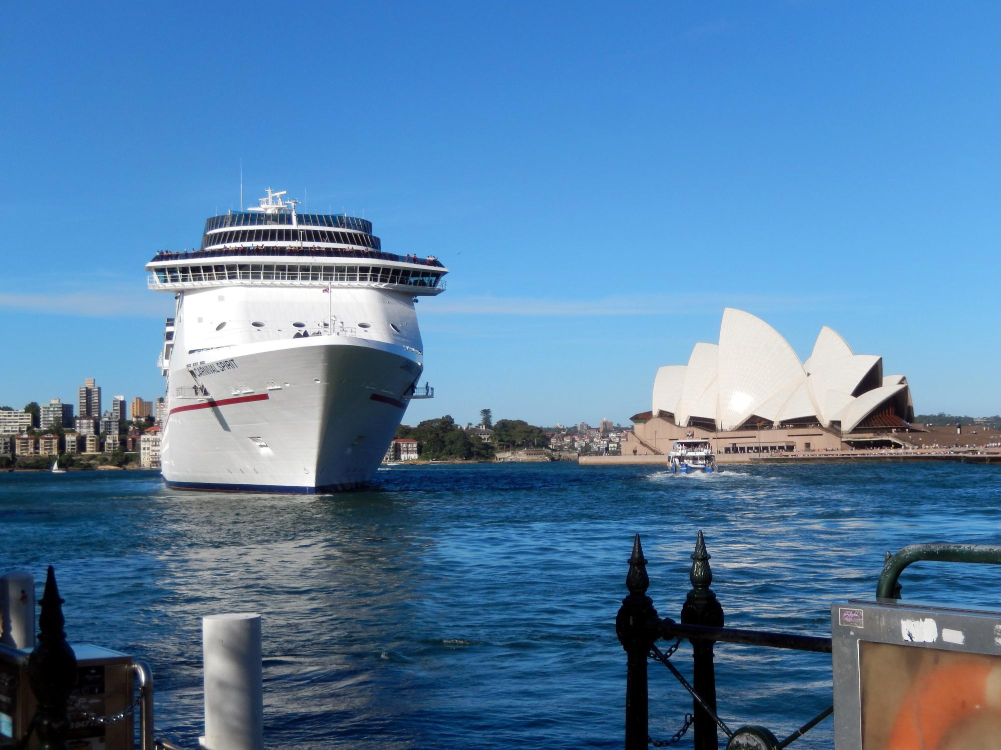 Australia - Cruise Departure
