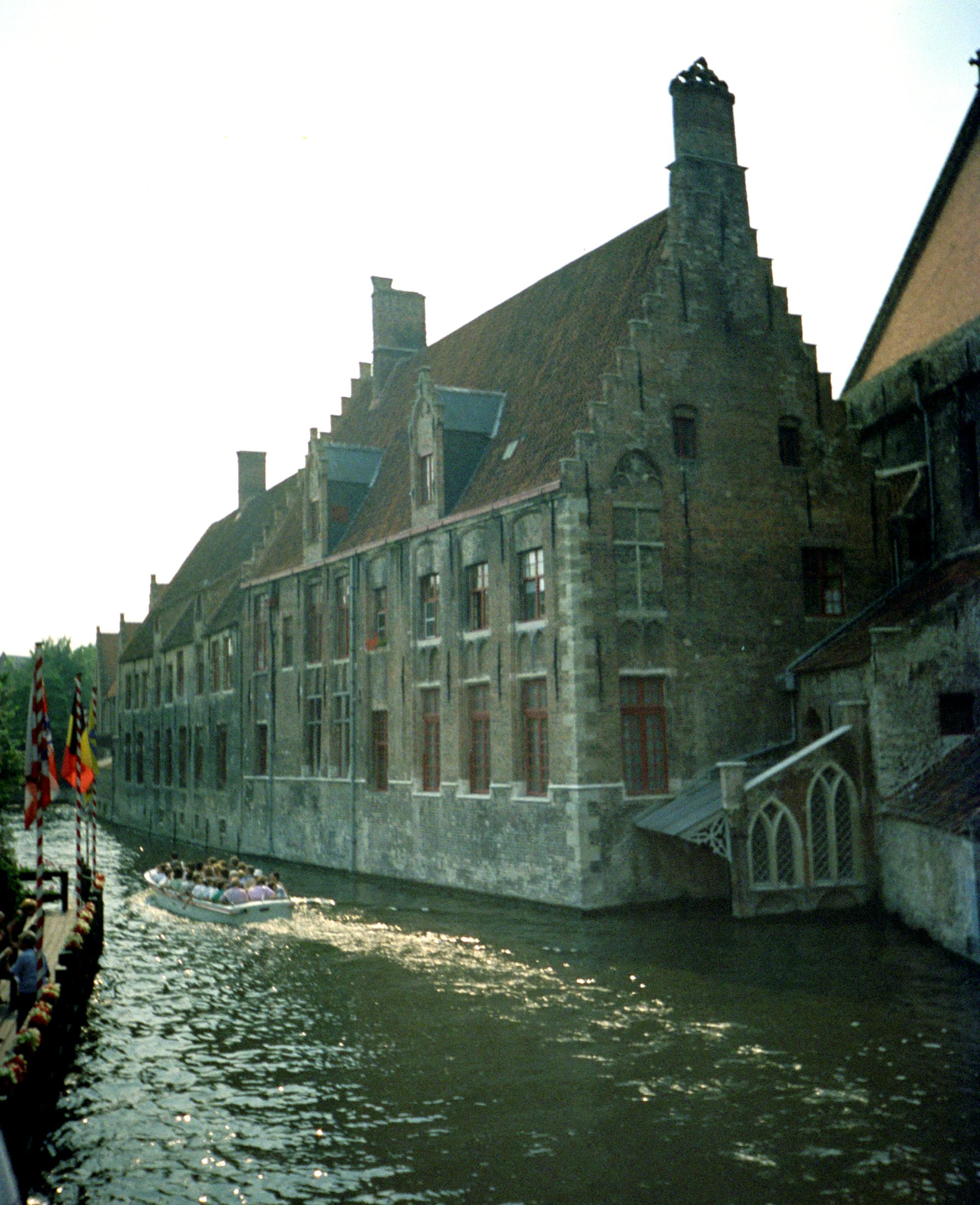 Benelux (Ana) - Brugge #02