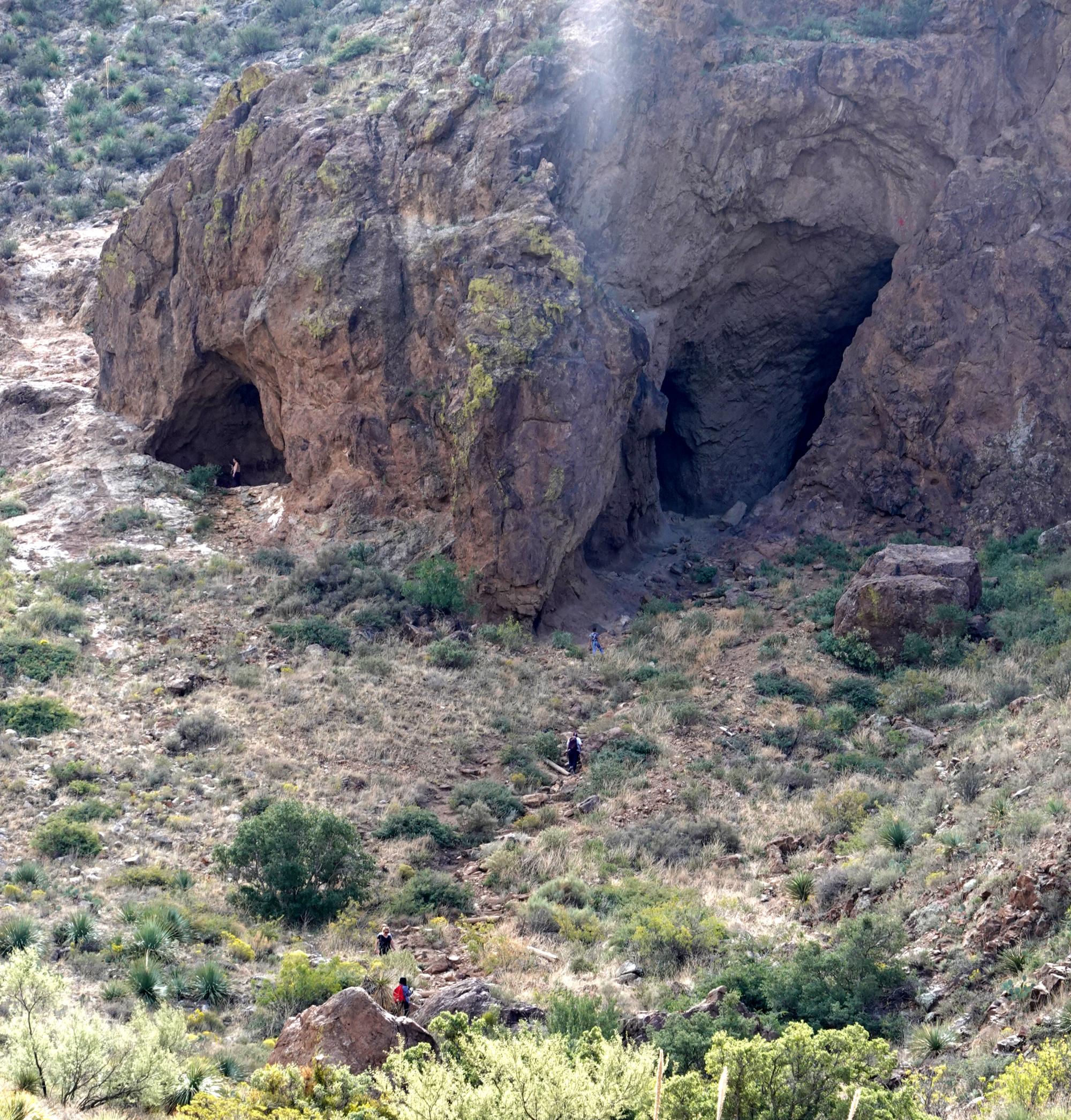 Texas Places - Aztec Caves Hike #4